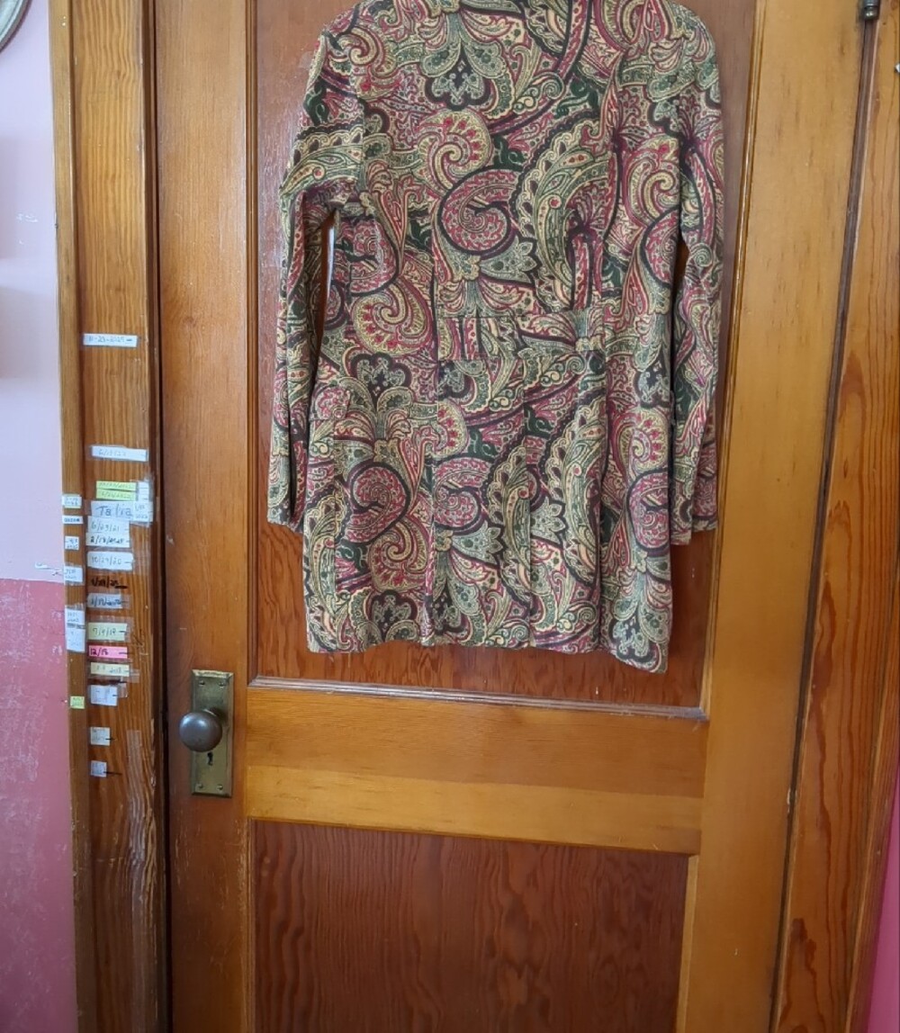 r.bean Paisley Button-Up Long Jacjet in Olive, Red & Tan - Picture 4 of 4